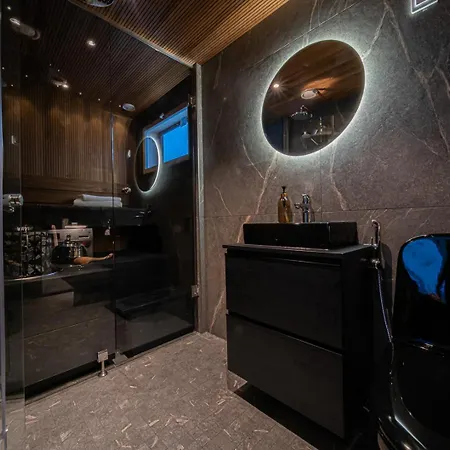 Sky Iglo 6a By Aavalevi Apartamento *